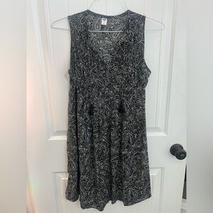 Old Navy Black and White Paisley Maxi Dress